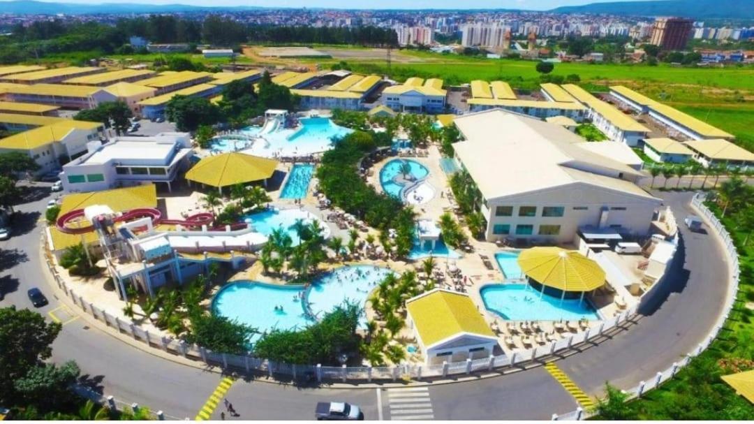 Nobrezafiori Turismo Lacqua Diroma Sem Roupas De Cama Banho E Refeicoes A Serem Contratadas Diretamente No *
