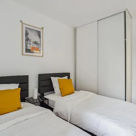 Nobrezafiori Turismo Caldas Novas Lacqua Diroma Sem Roupas De Cama Banho E Refeicoes A Serem Contratadas Diretamente No Hotel Exterior photo
